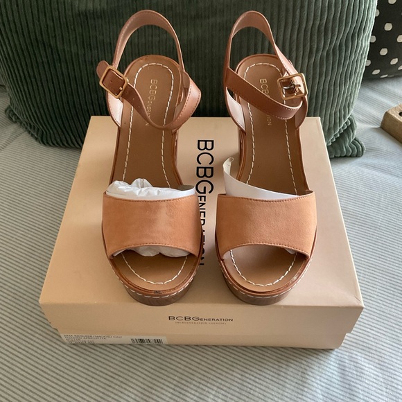 BCBGENERATION Sandal - Picture 7 of 13